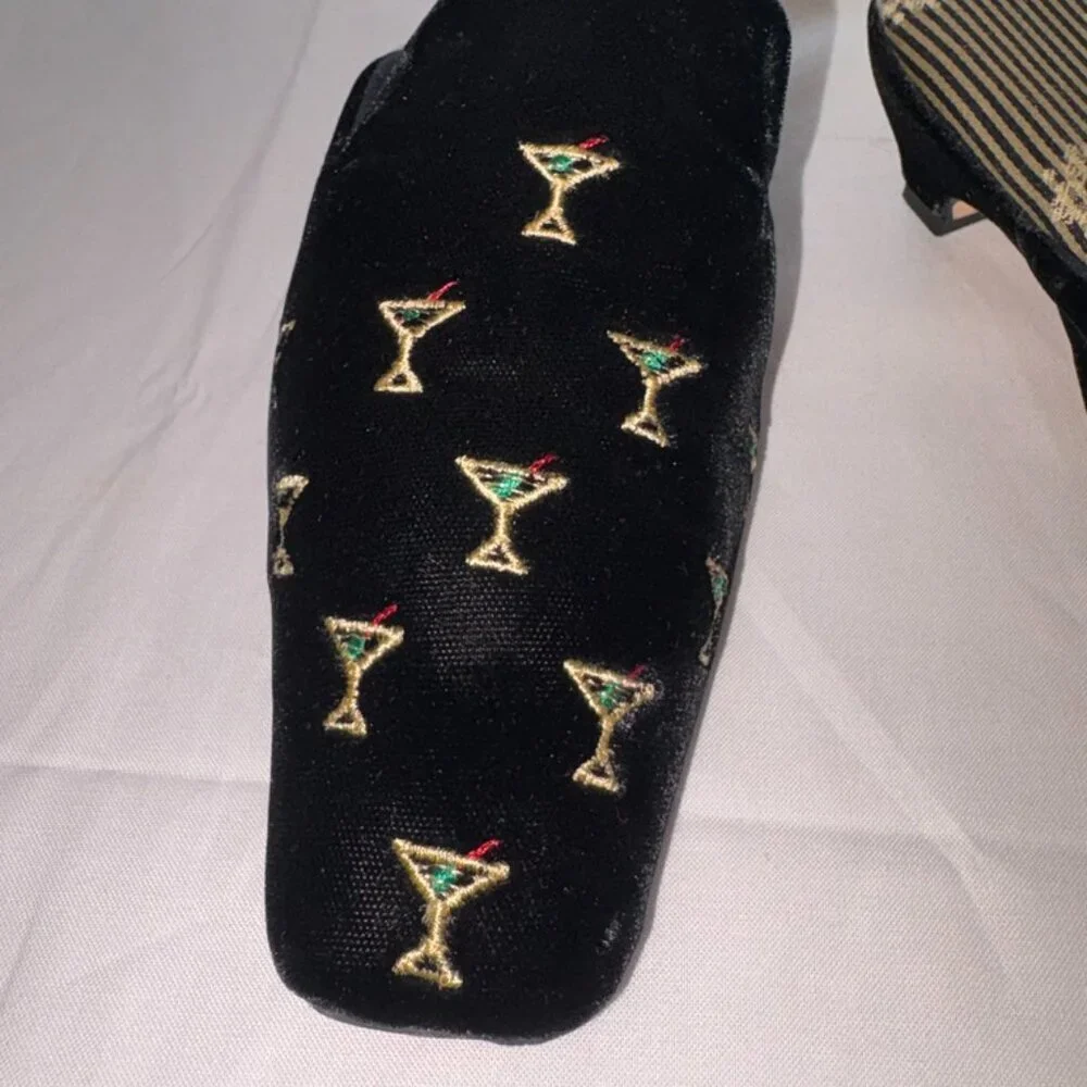 VINTAGE Y2K Embroidered Velvet Martini Kitten Mules Size 7 Made in USA - Picture 2 of 9